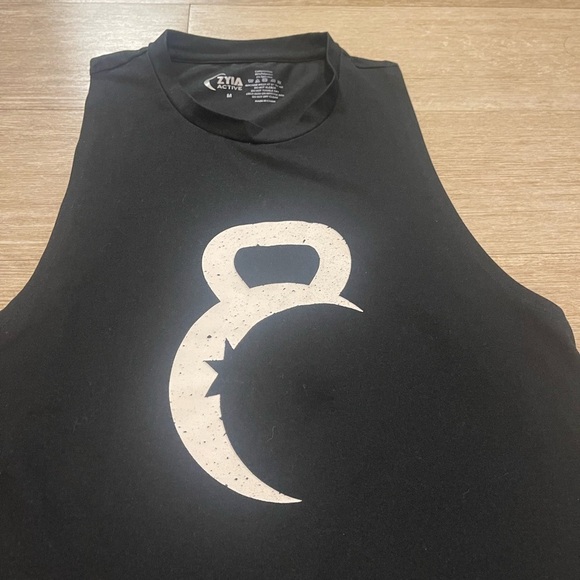 Zyia Black Sleeveless Gym Tank Top - Picture 2 of 5